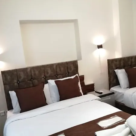 Dos Hermanos Hotell